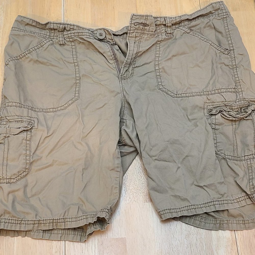 Faded Glory Women's Khaki Cargo Shorts